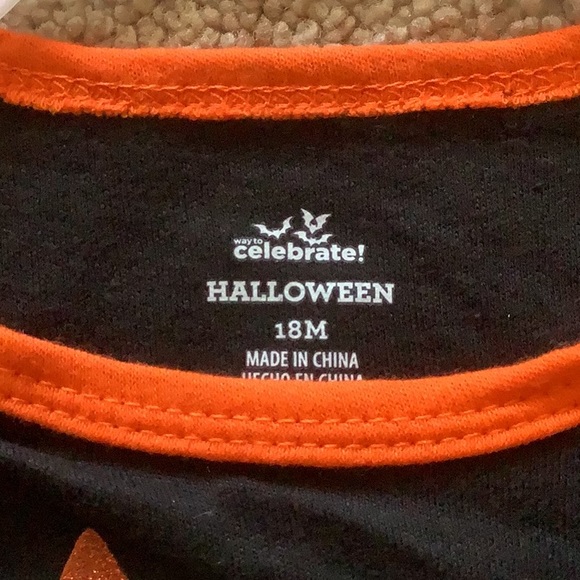 NWT 18 Month 2 piece Halloween set - Picture 3 of 3